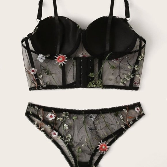 Floral Embroidery Mesh Underwire Lingerie Set - Picture 2 of 7